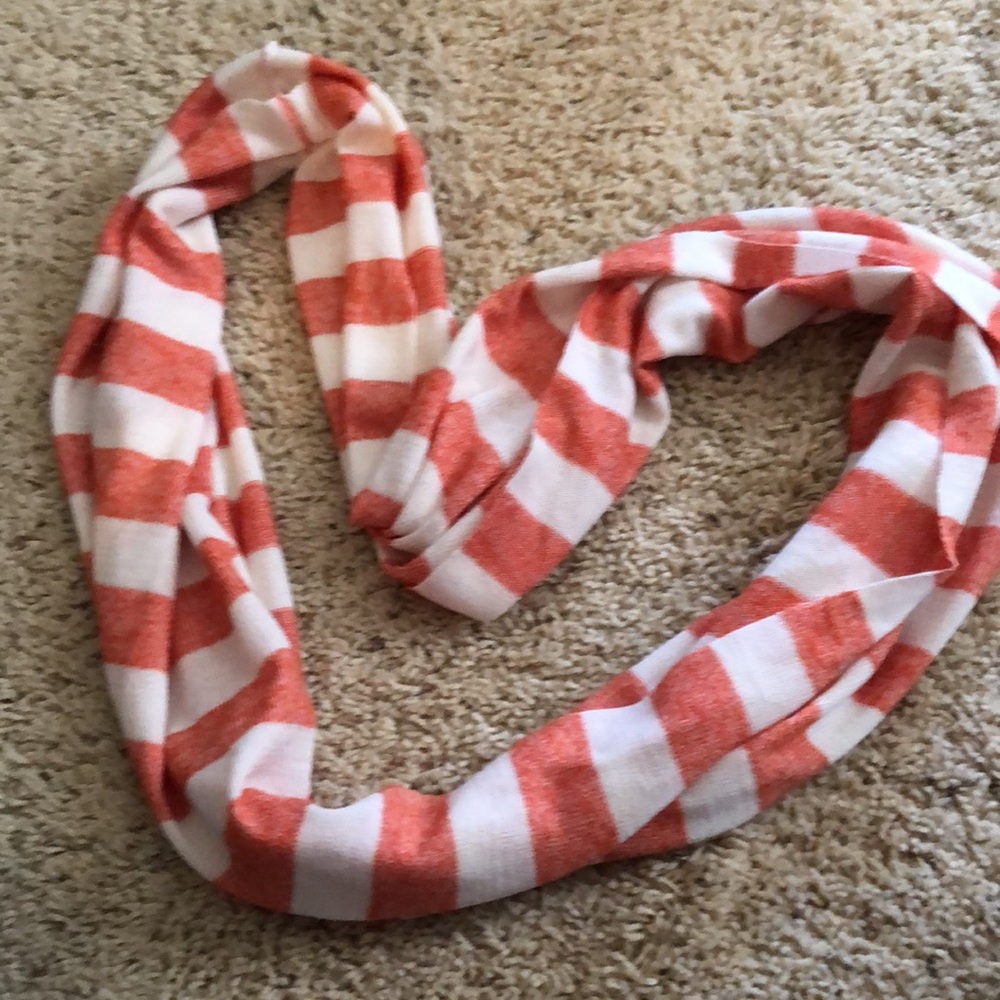 Scarf - Picture 2 of 3